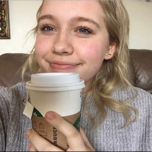 Meet your Posher, Ashley - Picture 1 of 1